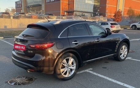 Infiniti QX70, 2017 год, 3 650 000 рублей, 5 фотография