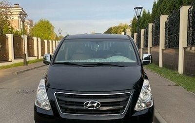 Hyundai Grand Starex Grand Starex I рестайлинг 2, 2017 год, 3 350 000 рублей, 1 фотография