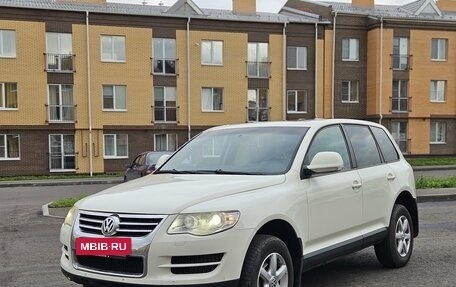 Volkswagen Touareg III, 2007 год, 1 050 000 рублей, 2 фотография