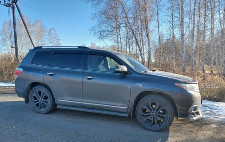 Toyota Highlander III, 2011 год, 2 400 000 рублей, 8 фотография