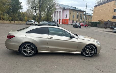 Mercedes-Benz E-Класс, 2015 год, 1 850 000 рублей, 8 фотография