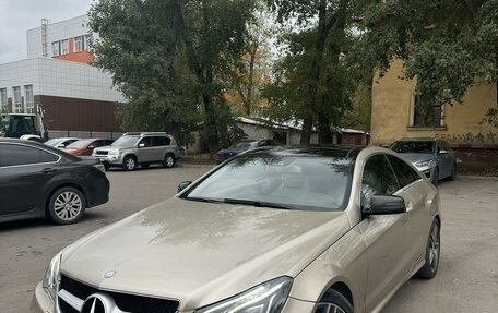 Mercedes-Benz E-Класс, 2015 год, 1 850 000 рублей, 15 фотография