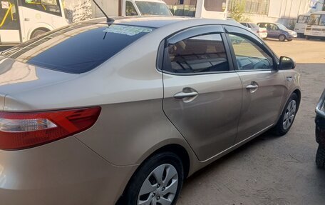 KIA Rio III рестайлинг, 2012 год, 1 000 000 рублей, 9 фотография