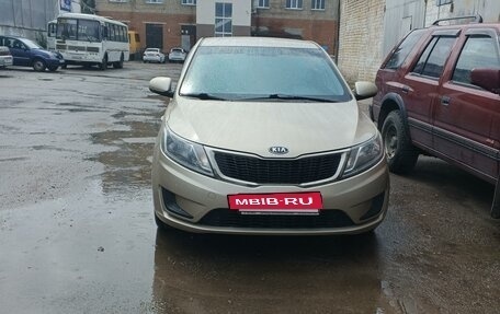 KIA Rio III рестайлинг, 2012 год, 1 000 000 рублей, 2 фотография