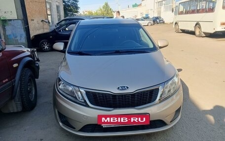 KIA Rio III рестайлинг, 2012 год, 1 000 000 рублей, 12 фотография