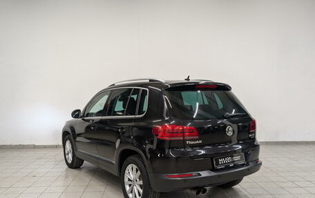 Volkswagen Tiguan I, 2015 год, 2 100 000 рублей, 7 фотография