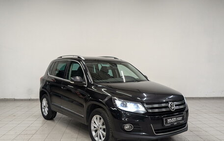 Volkswagen Tiguan I, 2015 год, 2 100 000 рублей, 3 фотография