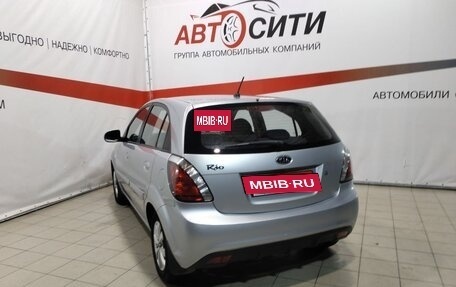 KIA Rio II, 2010 год, 680 000 рублей, 5 фотография