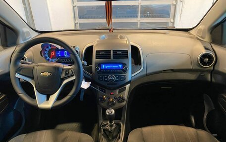 Chevrolet Aveo III, 2012 год, 730 000 рублей, 9 фотография