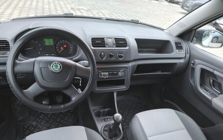 Skoda Fabia II, 2012 год, 750 000 рублей, 3 фотография