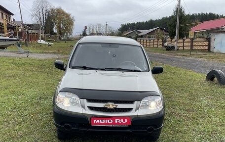 Chevrolet Niva I рестайлинг, 2013 год, 680 000 рублей, 1 фотография