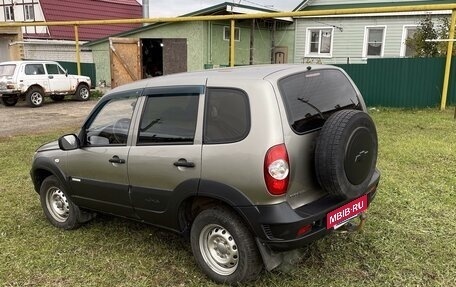 Chevrolet Niva I рестайлинг, 2013 год, 680 000 рублей, 7 фотография