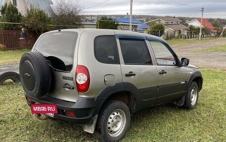 Chevrolet Niva I рестайлинг, 2013 год, 680 000 рублей, 9 фотография