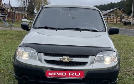 Chevrolet Niva I рестайлинг, 2013 год, 680 000 рублей, 30 фотография