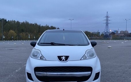 Peugeot 107 I рестайлинг, 2011 год, 470 000 рублей, 2 фотография