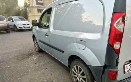 Renault Kangoo II рестайлинг, 2012 год, 774 000 рублей, 4 фотография