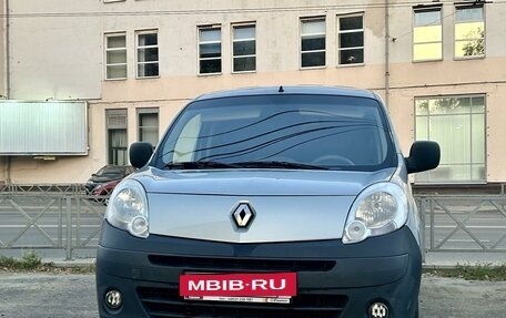 Renault Kangoo II рестайлинг, 2012 год, 774 000 рублей, 2 фотография