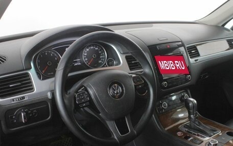 Volkswagen Touareg III, 2012 год, 1 795 000 рублей, 13 фотография