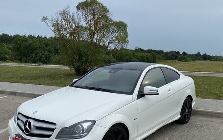 Mercedes-Benz C-Класс, 2011 год, 1 390 000 рублей, 6 фотография