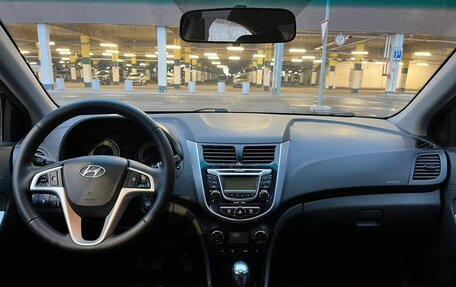 Hyundai Solaris II рестайлинг, 2012 год, 865 000 рублей, 14 фотография