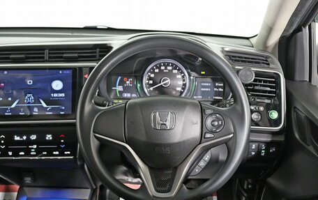 Honda Grace I, 2017 год, 1 365 000 рублей, 12 фотография