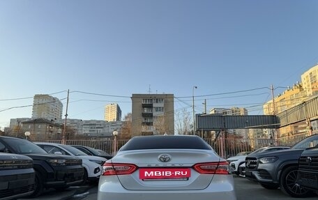 Toyota Camry, 2021 год, 3 950 000 рублей, 4 фотография