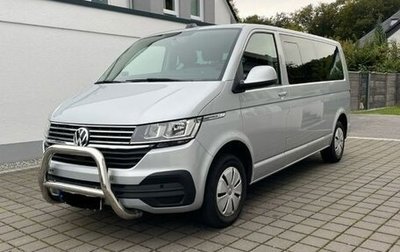 Volkswagen Caravelle T6 рестайлинг, 2022 год, 6 570 000 рублей, 1 фотография