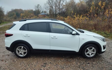 KIA Rio IV, 2018 год, 1 450 000 рублей, 2 фотография