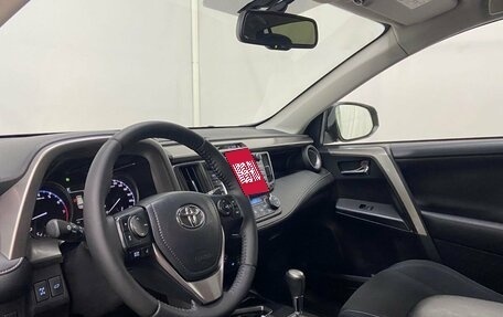 Toyota RAV4, 2016 год, 2 800 000 рублей, 14 фотография