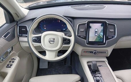 Volvo XC90 II рестайлинг, 2022 год, 7 170 000 рублей, 9 фотография