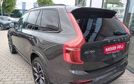 Volvo XC90 II рестайлинг, 2022 год, 7 170 000 рублей, 5 фотография