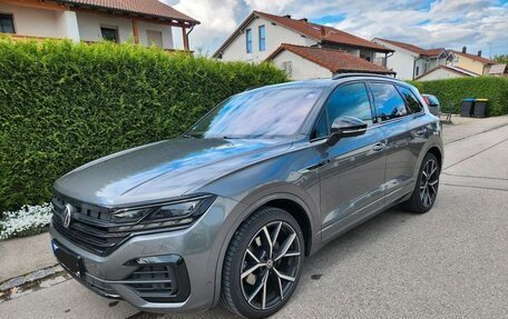 Volkswagen Touareg III, 2022 год, 7 930 000 рублей, 2 фотография