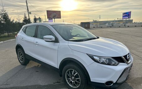 Nissan Qashqai, 2015 год, 2 050 000 рублей, 2 фотография