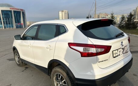 Nissan Qashqai, 2015 год, 2 050 000 рублей, 4 фотография