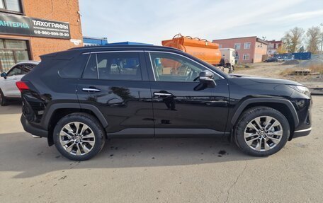 Toyota RAV4, 2024 год, 5 500 000 рублей, 29 фотография