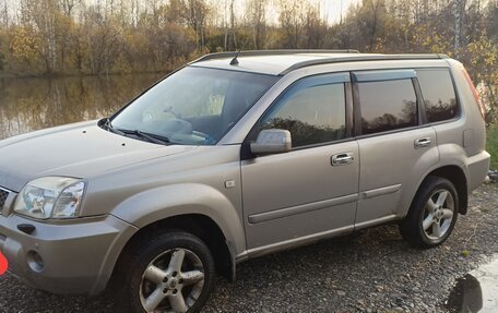 Nissan X-Trail, 2005 год, 940 000 рублей, 2 фотография