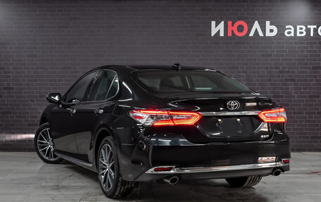 Toyota Camry, 2023 год, 4 330 000 рублей, 7 фотография