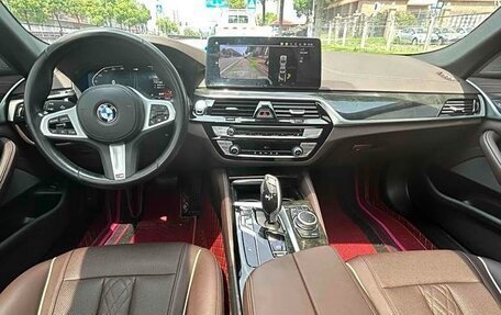 BMW 5 серия, 2021 год, 3 490 000 рублей, 9 фотография