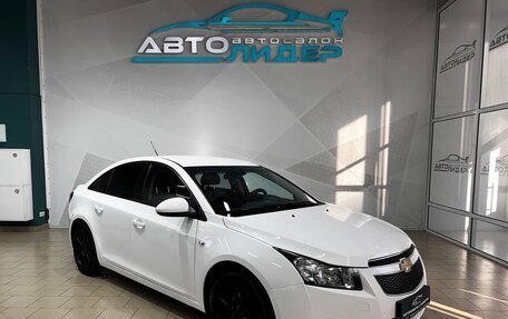 Chevrolet Cruze II, 2010 год, 849 000 рублей, 2 фотография