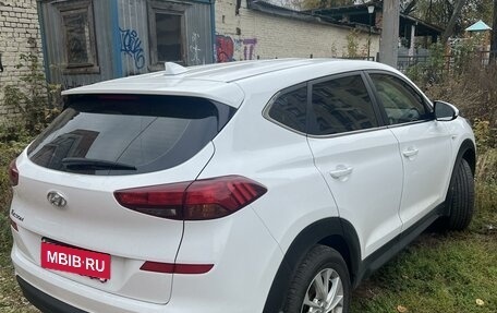 Hyundai Tucson III, 2019 год, 2 300 000 рублей, 2 фотография