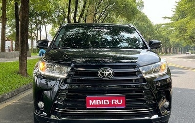 Toyota Highlander III, 2021 год, 3 200 000 рублей, 1 фотография