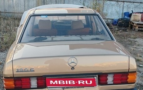 Mercedes-Benz 190 (W201), 1984 год, 100 000 рублей, 10 фотография