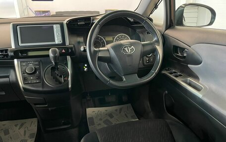 Toyota Wish II, 2010 год, 1 599 000 рублей, 15 фотография