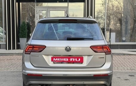 Volkswagen Tiguan II, 2018 год, 2 789 000 рублей, 6 фотография