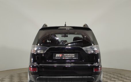 Mitsubishi Outlander III рестайлинг 3, 2010 год, 1 180 000 рублей, 6 фотография