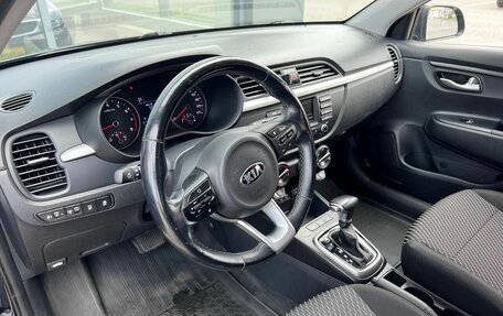 KIA Rio IV, 2018 год, 1 639 000 рублей, 8 фотография