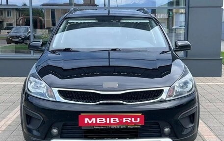 KIA Rio IV, 2018 год, 1 639 000 рублей, 2 фотография