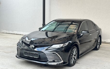 Toyota Camry, 2023 год, 4 000 000 рублей, 3 фотография