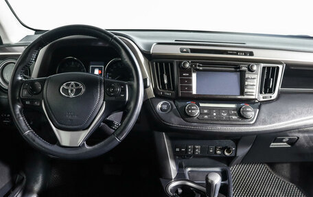 Toyota RAV4, 2016 год, 2 580 000 рублей, 12 фотография