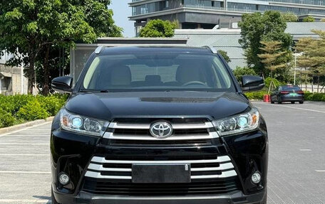 Toyota Highlander III, 2020 год, 2 830 000 рублей, 2 фотография